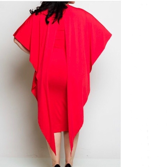 Laura Bodycon Cape Dress - Picture 3 of 3